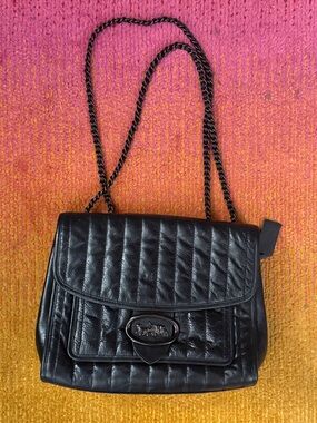 COACH Limited Edition Black Quilted Leather Chain Shoulder Bag Classic Branding